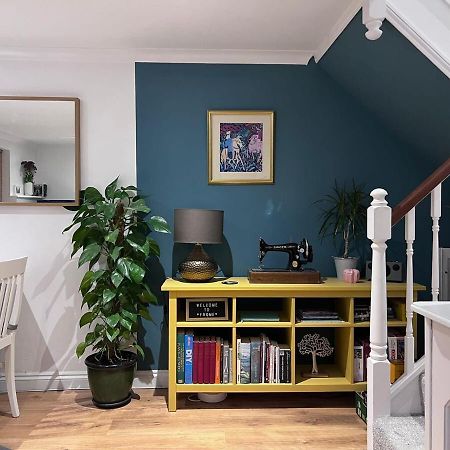 Cosy Georgian Cottage - Parking - Central ฟรูม ภายนอก รูปภาพ